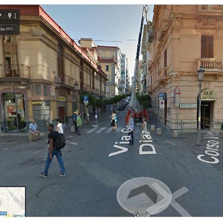 Bilocale In Centro Apartment Salerno Exterior photo